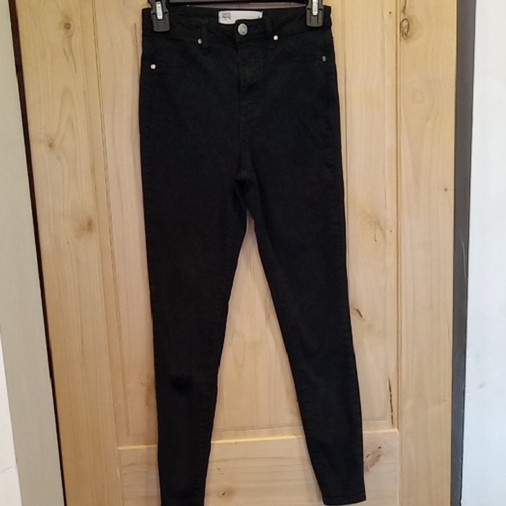 L.A. Super High Rise Black Ripped Jeans